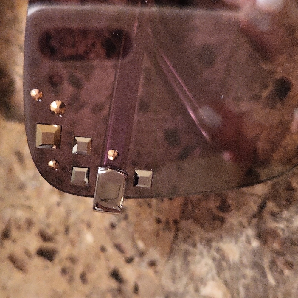 Sunglasses - Picture 4 of 5